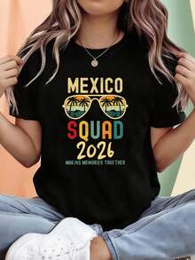 Camiseta de manga corta con cuello redondo para mujer, estampada con la frase "MEXICO SQUAD fashion MAKING MEMORIES TOGETHER", ideal para compras casuales, regalos de vacaciones, reuniones de amigos y ropa de vacaciones, estilo básico universal. - Negro - Ver 4