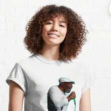 Frankie Beverly T1EE And MercH1andise220G Essential Unisex Cotton T-Shirt, 220g Of Unique Softness. Designed To Fit All People, Men And Women Alike. Durable, High-Quality Fabric, Ready For Any Cut, Delicate To The Touch But Built To Withstand. Lightweight Tops For Women, Autumn Sets, Vacation Wear, New Year's Costumes For Her. - 白色 - 查看 1