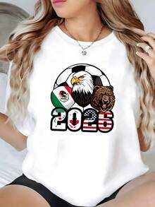 Águila y oso con bandera mexicana estadounidense y canadiense sobre balón simbolizando unión y pasión futbolera rumbo al torneo 2026 camiseta de mujer casual moderna cómoda para aficionados del deporte - Negro - Ver 6