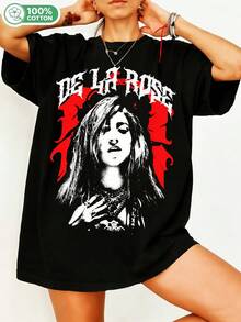Deee Laa Rossee Goth-Rock Fanart T-Shirt, Black And White Grunge Woman Portrait With Red Background, Headline Text In Black Metal Lettering, Unisex Oversized 100% Cotton Crew Neck Casual Streetwear. - Black - View 6