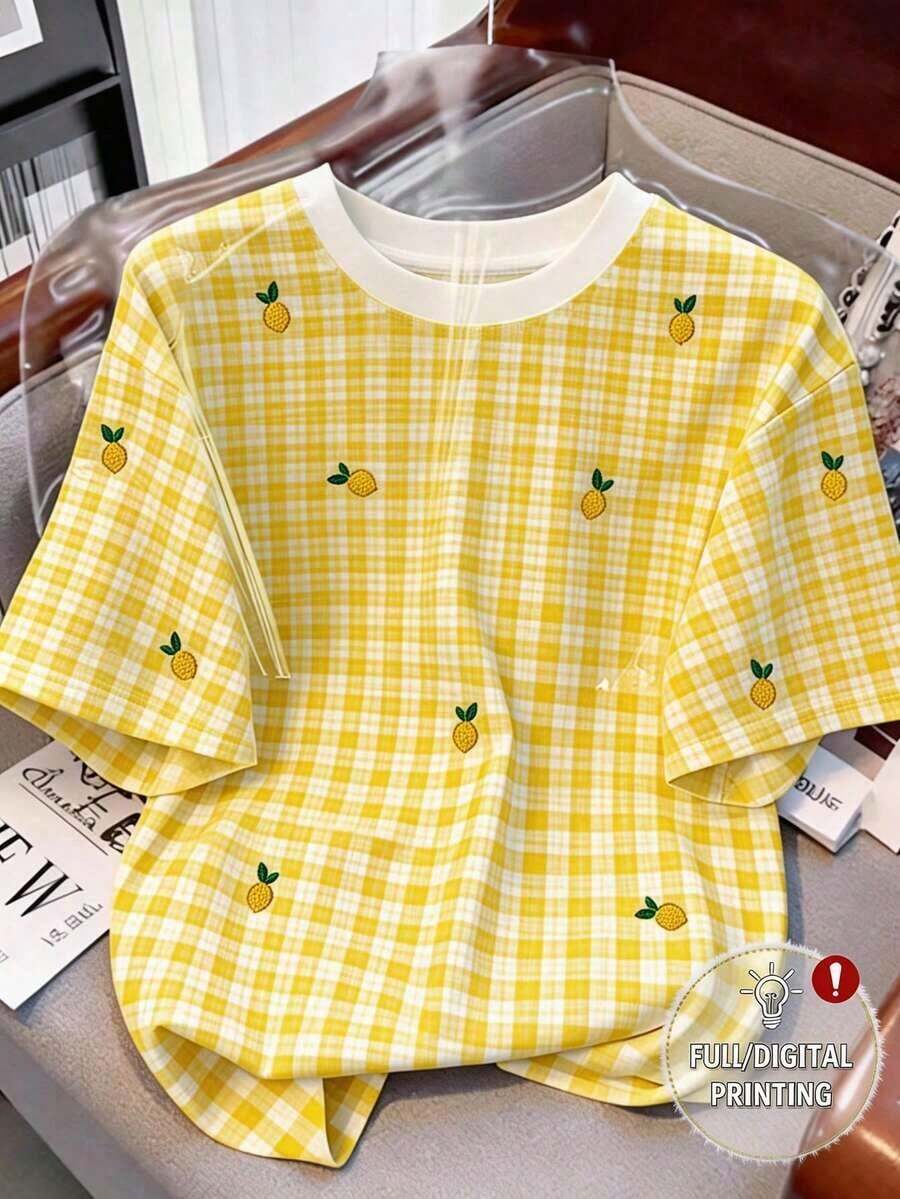 Camiseta de cuello redondo regular con estampado digital a rayas de colores y bordado de fresa - Multicolor 11 - Ver 1