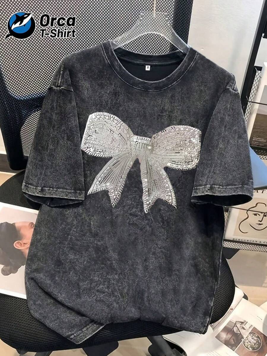 1 camiseta vintage con estampado de lazo de lentejuelas y efecto desgastado, de una marca americana de moda, de algodón lavado con cuello redondo y manga corta, personalizada, adecuada para vacaciones, salidas, uso casual, deportes, regalos y otras ocasiones. 100% algodón, 180g. - Negro - Ver 1