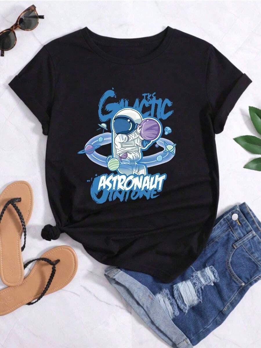 Camiseta estampada con una astronauta jugando al baloncesto, camiseta holgada y casual de cuello redondo y manga corta. - Negro - Ver 1