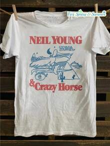 Vintage Off-Shoulder T-Shirt With Print - Retro Artistic Design Of Crazy Horse And Zuma Albums From The 70s, Soft, Stretchy, Crew Neck, Casual Short Sleeve Top Suitable For Spring - 白色 - 查看 1