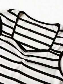 Vestido de punto ajustado con volante y estampado de rayas, de manga corta, elegante, vintage y casual para uso diario - Blanco - Ver 4