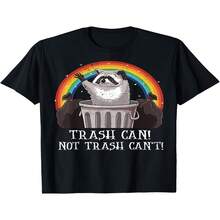 Camiseta exclusiva para el Día de la Independencia y el Día del Padre con estampado de mapache y oso de basura. Camiseta estampada de manga corta para verano de 2025, 220 g, cuello redondo, corte regular, estilo retro, estampado pintado, unisex. - Negro - Ver 1