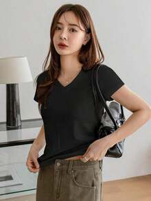 Camiseta casual de mujer de cuello en V y manga corta, unicolor, para uso casual de negocios, para maestras - Negro - Ver 5