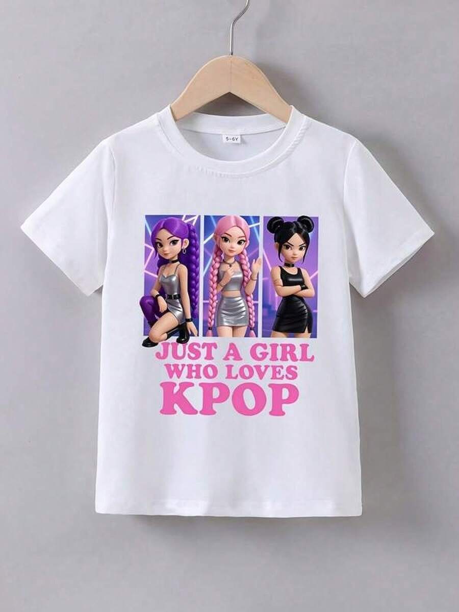 Camiseta de manga corta de verano para niñas de Mattel con estampado de dibujos animados "Girls Who Like K-POP". Esta divertida camiseta infantil con temática de K-Pop es muy adecuada para niños y niñas. Camiseta con cuello redondo y estampado, adecuada para estudiantes. Camiseta con logotipo de grupo K-Pop para niñas, camisetas de manga corta de verano para niñas, tops para niñas, estampados de moda de dibujos animados, transpirable, no aburrida, moderna y cómoda para salir, 100% llamativa, suave y agradable para la piel, versión coreana de K-POP, adecuada para actividades al aire libre de niños, uso diario, ropa para niñas, artículos de moda para niñas. Ropa Hombre Cosas Para Hombre Ropa De Mujer Women Clothing Casual Blusas Bonito - Blanco - Ver 1