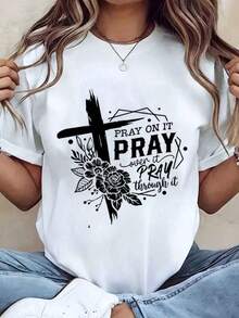 Soft, Breathable, And Lightweight For All-Day Comfort. Women's T-Shirt With A Cross And Floral Print And The Phrase "Pray On It, Pray Over It, Pray Through It." This Graphic Crew Neck Tee Is Perfect For Everyday Casual Wear, Church, Or As A Gift. 220g. The Classic Crew Neck And Relaxed Fit Flatter All Body Types And Are Easy To Pair With Jeans, Shorts, And Leggings. - 白色 - 查看 1