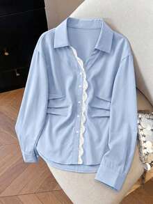 Blusa de manga larga con cuello vuelto, parches de encaje y diseño rejuvenecedor de moda, para primavera/verano - Azul - Ver 5