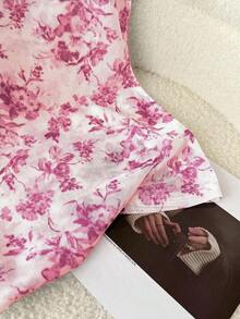 Camiseta de mujer de manga corta con cuello redondo de tela transparente con estampado azul y blanco, casual para vacaciones y uso diario, parte superior de verano y primavera para vacaciones en la playa - Rosa Fucsia - Ver 4