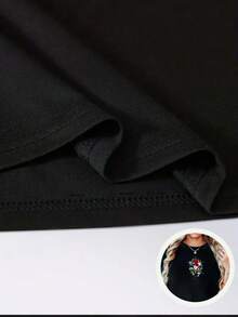 Camiseta de Mujer, Blusas de Mujer, Blusas Bonitas de Mujer, Ropa de Mujer, Conjuntos de Mujer, Stock Local. Camiseta de 180g en blanco y negro con diseño estampado de alta calidad de Catrina Mexicana y Rosas, cuello redondo, corte holgado, uso diario casual, unisex, transpirable, versátil, lavable a máquina, cómoda, tallas S a 2XL, ideal para uso diario casual, deportes, uso en todas las estaciones, diseño único de calaveras estilo mexicano. Blusas para salir para mujer. - Negro - Ver 5