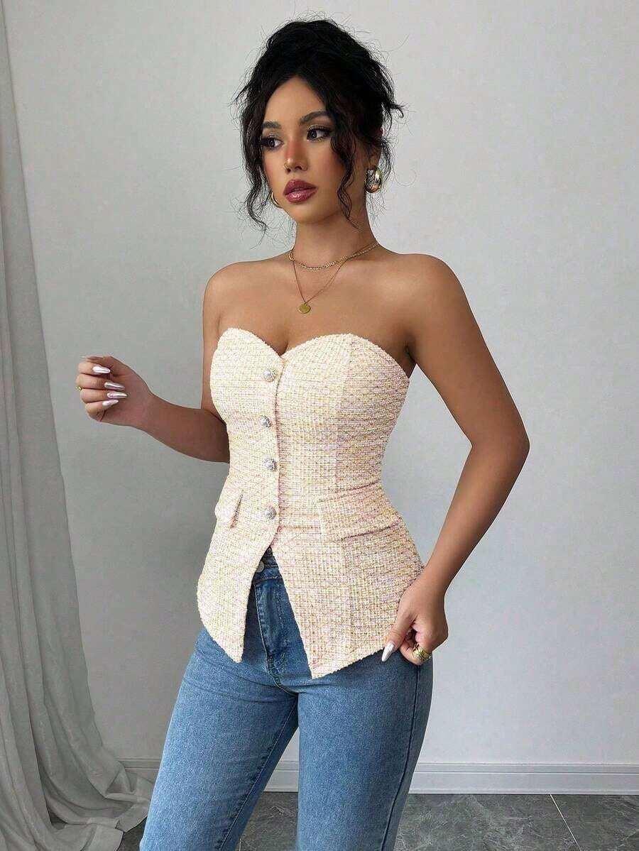Top corto ajustado de verano para mujer con textura rosa, con detalle de botón de perla - Caqui 2 - Ver 1