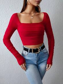 Top crop de cuello cuadrado fruncido de malla - Rosa Roja - Ver 4
