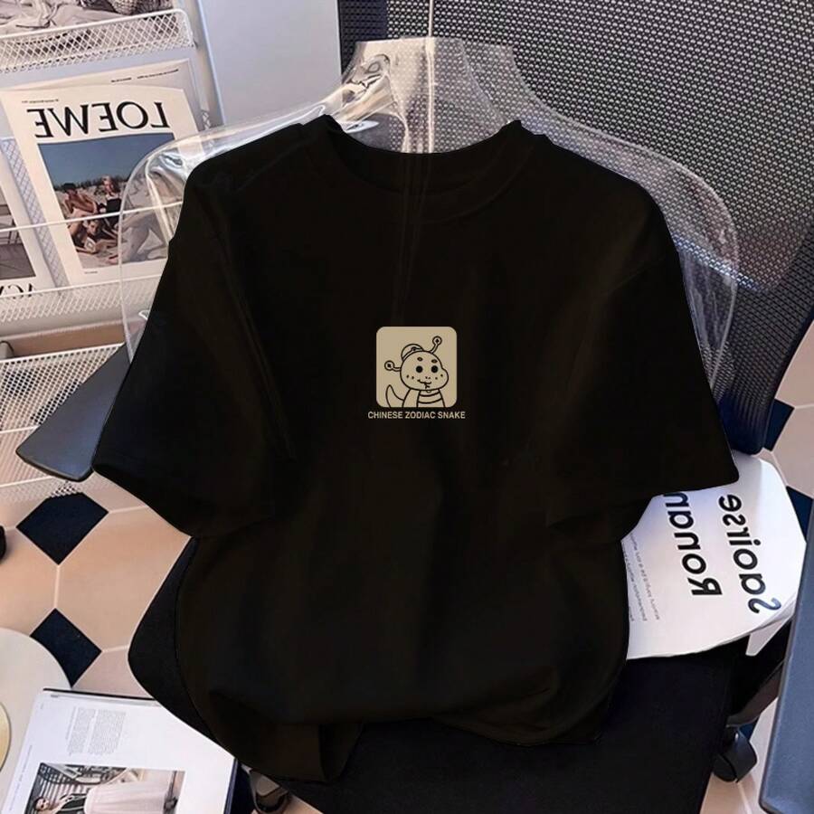 Camiseta con estampado de camisa casual para mujer, manga corta y cuello redondo, moda urbana local de primavera/verano camiseta unisex. C8Q3 - 728 Negro - Ver 1