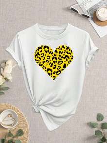 Women's Fashion T-Shirt Set. Single Garment, Not A 3-Piece Set. 1 Piece/Set Of Long-Sleeved T-Shirts Suitable For Streetwear. Oversized Round Neck Top For Daily Outings, Camping, Concerts, Hip-Hop, Rock, And Rap Events. Heart T-Shirt For Valentine's Day For Women. Black And White T-Shirt For Couples. High-Quality Fabric For Summer And Autumn. Casual Style T-Shirt, Everyday Comfort, Y2K Gift, Fashionable Printed Design. - 白色 - 查看 2