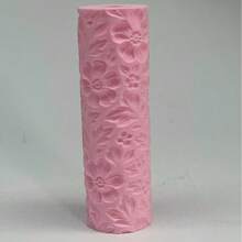 樹籬花卉圖案黏土浮雕紋理滾輪－DIY陶藝手工滾筒工具，適用於聚合物黏土、陶瓷藝術、翻糖、餅乾麵團與軟黏土壓紋－木製手柄、3D花卉與葉片設計、可調深度、易於清潔 - 樹籬花粉色 - 查看 1