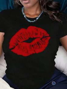 Camiseta Lady Lips de algodón holgado, talla grande, cuello redondo, diseño de estampado de labios rojos sobre camiseta blanca. - Negro - Ver 6