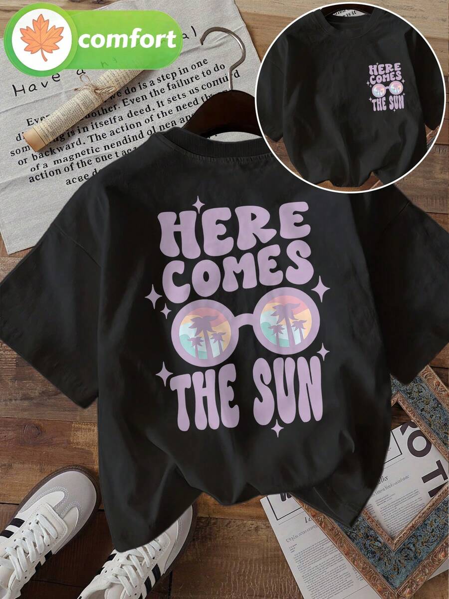 Camiseta de manga corta holgada para mujer, estilo retro, dulce y moderno, en tono morado, 100% algodón, con estampado de "Here Comes The Sun", diseños de gafas de sol y palmeras en la parte delantera y trasera. Camiseta de playa transpirable para chicas con estampados de letras. Camiseta de manga corta de moda para mujer adulta, hecha de tela transpirable, perfecta para conjuntos de regreso a clases, adecuada para uso al aire libre, ideal como regalo. - Negro - Ver 1