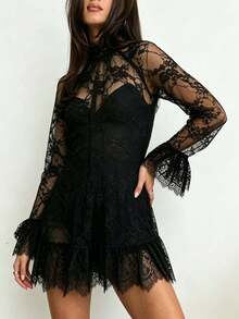 Vestido corto gótico romántico de encaje floral, con cuello alto, mangas largas y superposición transparente, vestido negro corte en A para eventos de noche y cócteles - Negro - Ver 7