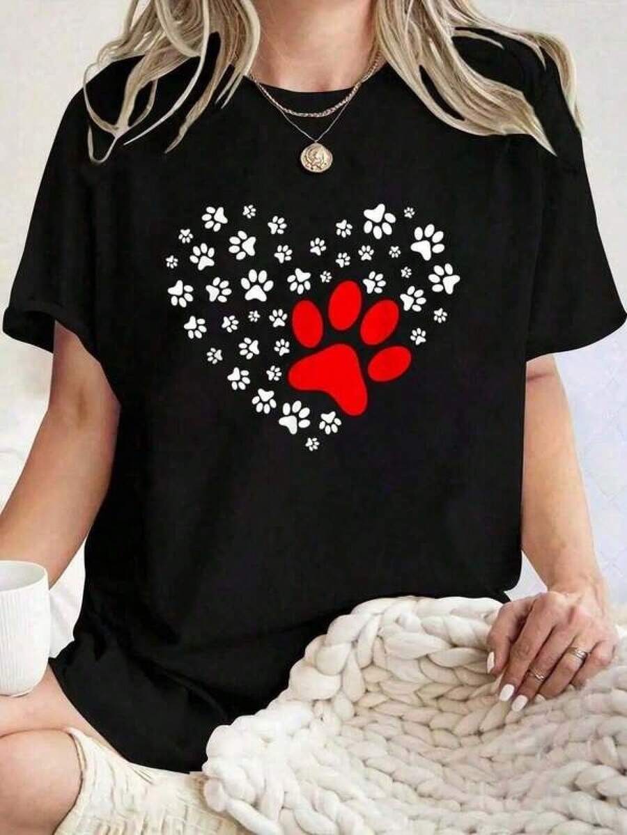Camiseta de Mujer con Estampado de Corazón y Huella de Perro - Top Negro de Manga Corta y Cuello Redondo con Patrones Geométricos de Corazón y Huella en Blanco y Rojo, Camiseta Casual para Amantes de Mascotas, Lavable a Máquina, Estilo Cómodo para las Cuatro Estaciones, Regalo para Amantes de Perrosblusas para mujer playeras de mujer vestidos casuales para mujer y2k playeras deportivas para mujer verano camisetas ropa de mujer Fashion Perfect For Daily - Negro - Ver 1