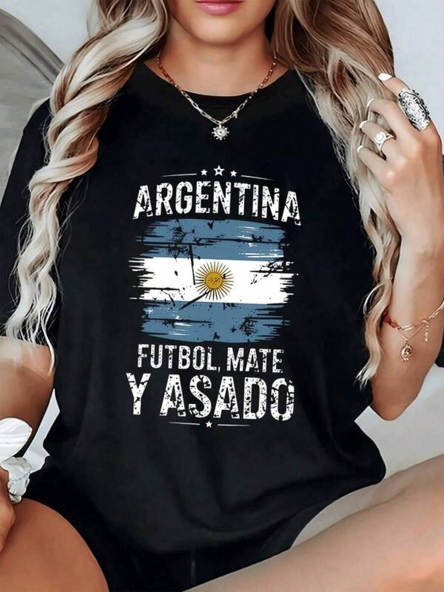 Bandera argentina con sol radiante que simboliza pasión nacional amor por el fútbol el mate y el asado tradicional camiseta de mujer casual cómoda para verano - Negro - Ver 1