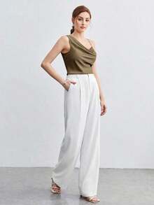 Top de tirantes con diseño asimétrico, decoración de metal y drapeado para mujer.Diseño minimalista, elegante y de moda para uso casual en el trabajo, apto para maestras, oficina, bodas y conciertos. - Verde militar - Ver 4