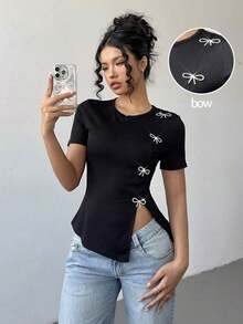 Camiseta de cuello redondo con abertura lateral y decoración de lazo con cristales para mujer - Negro - Ver 1