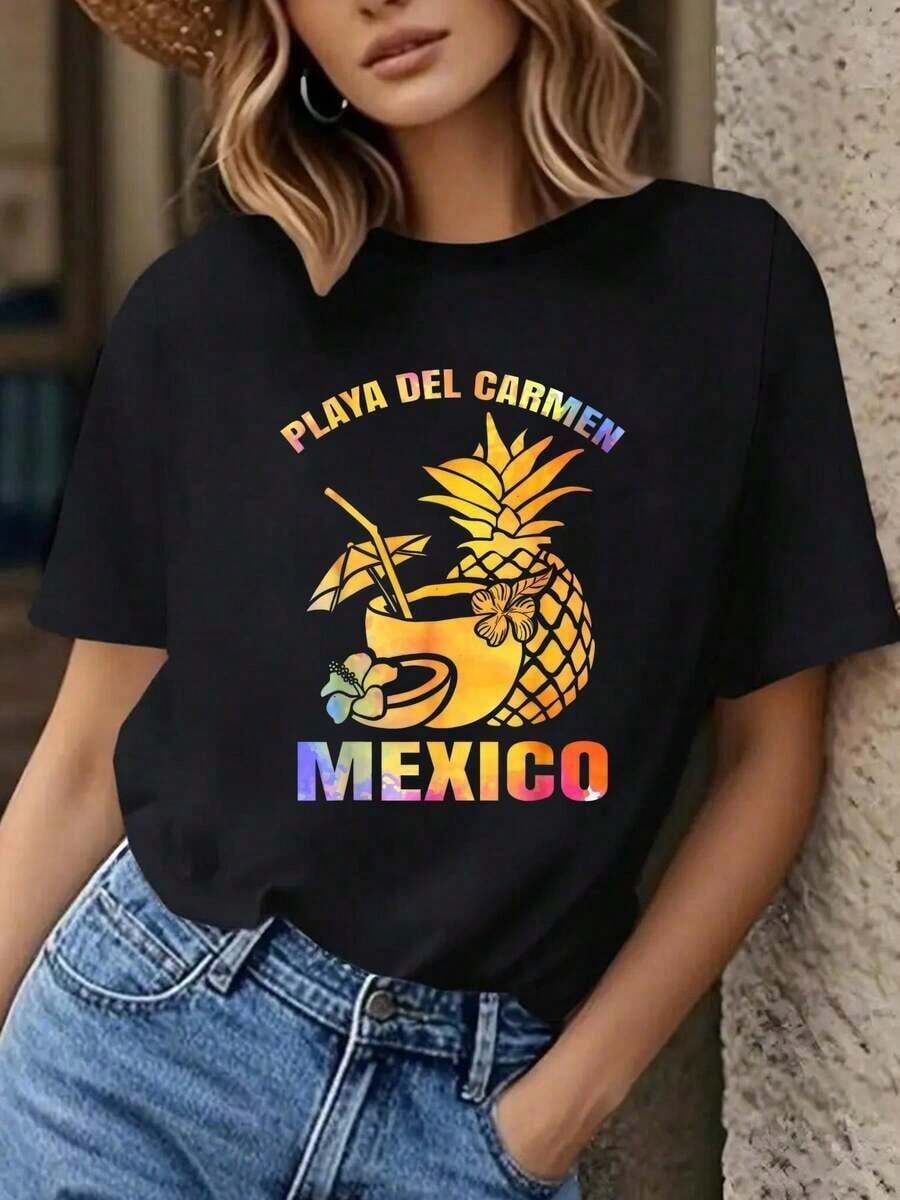 Camiseta Gráfica Retro de Playa de México para Mujer, Diseño Tropical de Palmeras y Cócteles de Playa del Carmen, Cuello Redondo Suave, Camiseta Casual Lavable a Máquina, Top de Verano para Vacaciones, Ropa de Viaje, Diseño Vibrante, Tela Elástica, Playeras de Mujer - Negro - Ver 1