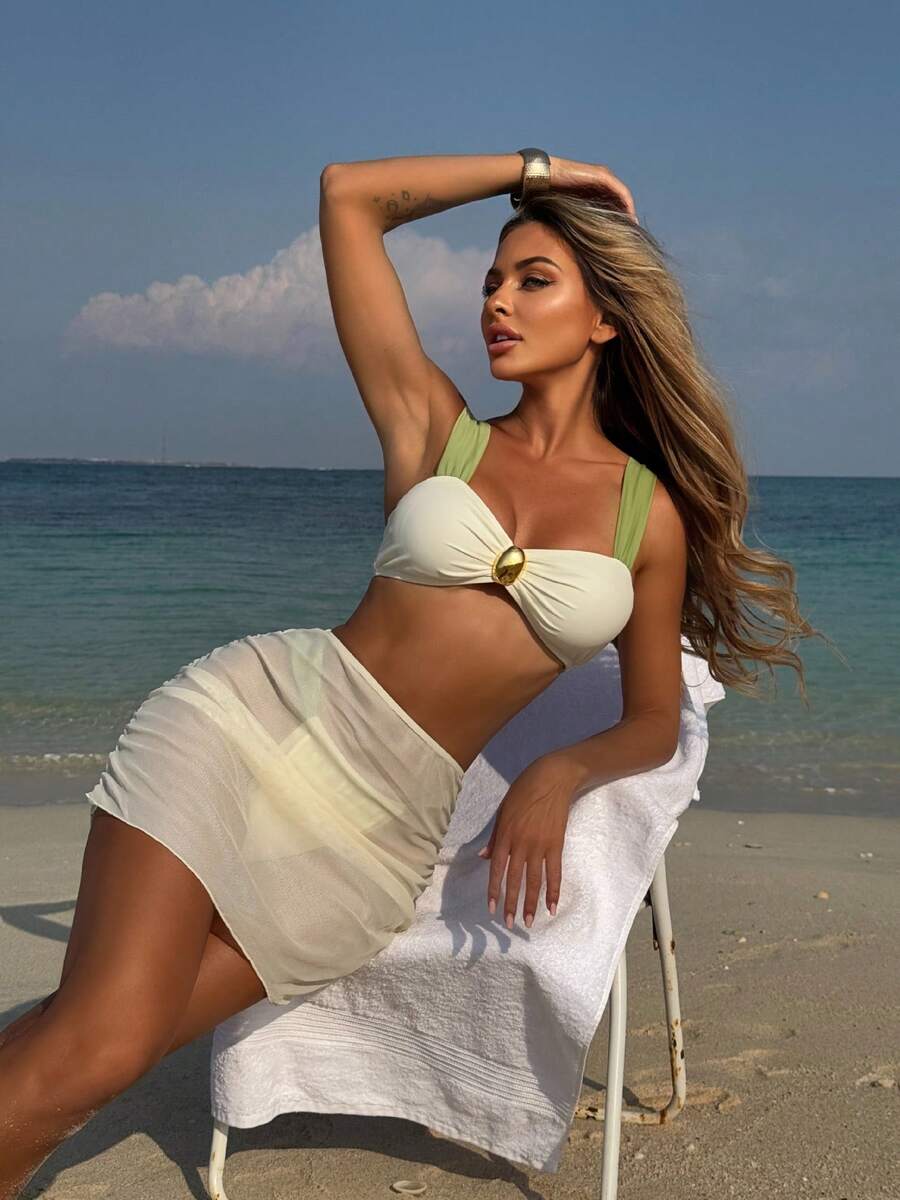 Nuevo traje de baño de dos piezas con bloques de color y conjunto de bikini de tres piezas con malla. - lechoso - Ver 1
