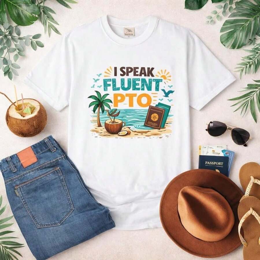 Funny PTO T-Shirt With Office Humor For Vacation T1EE Beach Pa1ssport Onut Graphic220G C1AmiS1eta De AL1Godn Essential UniS1ex, 220 G Of Unique Softness. Designed To Fit All People, Men And Women Alike. Durable, High-Quality Fabric, Ready For Any Cut, Delicate To The Touch But Built To Withstand. Lightweight Tops For Women, Autumn Outfits, Vacation Wear, New Year's Costumes For Her. - 白色 - 查看 1