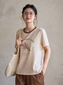 Y2K style,Fashionable styel,2026 newest,cute style,Causal style. Camiseta de manga corta con estampado de flores "CHISPAS DE LUZ 2003 A LA LUZ DEL SOL", Tiempo de ocio, Camisetas gráficas180g(S-XXXL) - Beis 2 - Ver 6