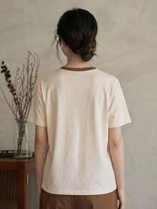 Y2K Style, Modern Style, Newest Of 2026, Cute Style, Casual Style. Y2K Style, Modern Style, Newest Of 2026, Cute Style, Casual Style. Short-Sleeve T-Shirt With Floral Print "SPARKS OF LIGHT 2003 IN THE SUNLIGHT", Leisure Time, Graphic T-Shirts 180g (S-XXXL) 180g (S-XXXL) - 貝斯 - 查看 2