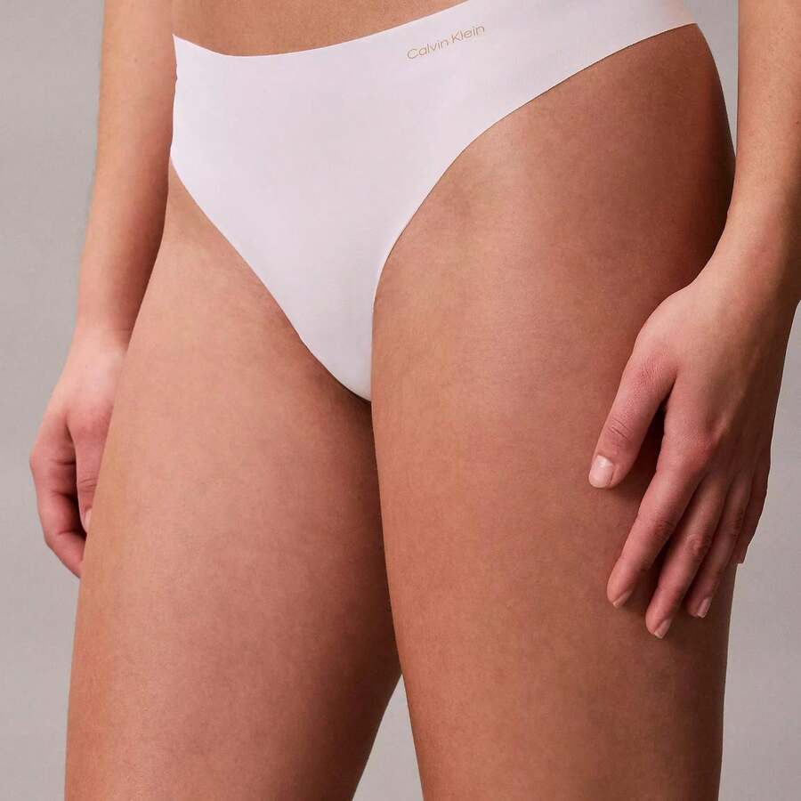 Calvin Klein Invisibles Thong Underwear  Women  Panties D3428 Underwear Women Panties Underwear Sleepwear - 白色 - 查看 1
