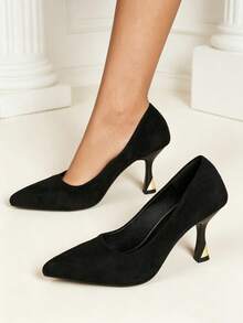 Tacones de salón de punta fina de ante negro clásicos para mujer, zapatos elegantes minimalistas para oficina, trabajo, entrevistas y carrera - Negro - Ver 6