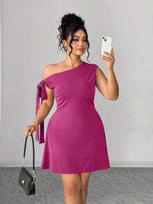 Vestido corto asimétrico de hombro de unicolor para mujer de talla grande - Morado - Ver 7