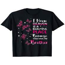 Decoraciones especiales para el Día de la Independencia y el Día del Padre: Paradise es un lugar hermoso porque tiene la camiseta estampada de ángel de mi hermano, cuello redondo, manga corta, negra con coloridos patrones de mariposas y estrellas, regalo conmemorativo perfecto para hombres y mujeres, camiseta estampada de manga corta de verano 2025, 220 g puros. - Negro - Ver 1