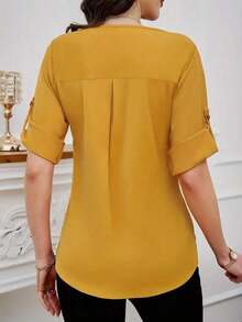 Clasi Blusa casual sencilla para uso diario con cuello redondo, manga corta y botones delanteros para mujer - Amarillo - Ver 2