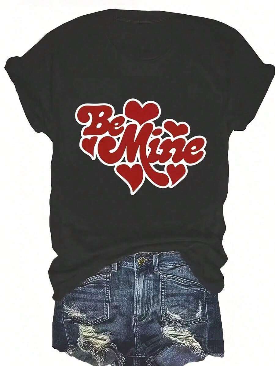 Camiseta de Talla Grande para Mujer con Estampado de Corazón 'Be Mine' para el Día de San Valentín - Corte Relajado, Cuello Redondo, Manga Corta, Suave, Adecuada para Mujeres, Uso Diario Casual y Regalo de Cumpleaños - Estilo - Ver 1