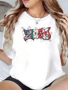 Gráfico colorido con banderas de Estados Unidos México y Canadá formando el número 2026 con balones que representan la unión deportiva y la pasión por el fútbol camiseta de mujer casual moderna cómoda para fans del deporte - Negro - Ver 6