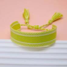 1 Stück handgefertigtes, vintage, minimalistisches Boho-Stil Geflecht-Armband, geeignet als Geschenk für Familie, Freunde, Studenten, Festivals, Partys, Reisen - Lindgrün - Übersicht 2