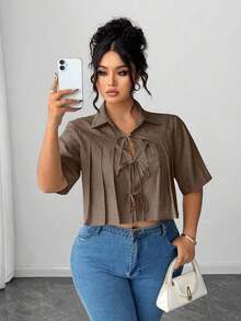 Blusa elegante corta con pliegues y lazo delantero para mujer - Caqui - Ver 6