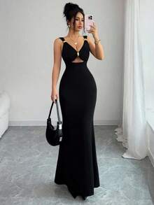 Raffinéa Vestido ceñido con tirantes finos y escote calado con decoración metálica, apropiado para fiestas de noche y bailes de graduación, primavera/verano - Negro - Ver 6