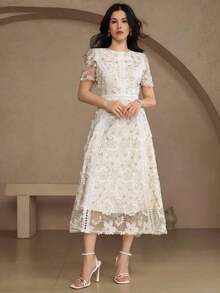 Vestido corto con adorno de encaje en las mangas, vestido mini elegante y refinado - Dorado - Ver 3