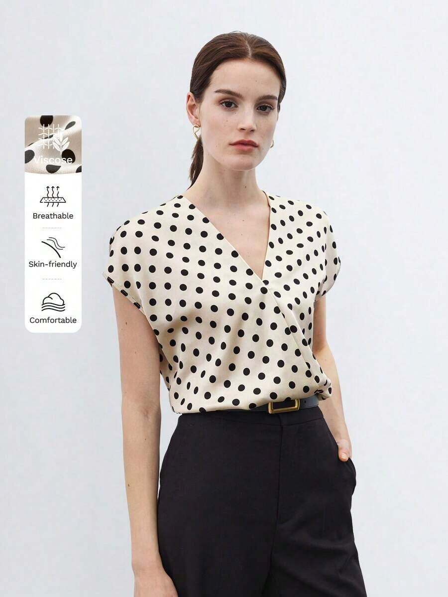 Blusa de satén con cuello en V y mangas de campana con lunares, para uso urbano, oficina, casual elegante, formal y de moda para dama - Blanco - Ver 1