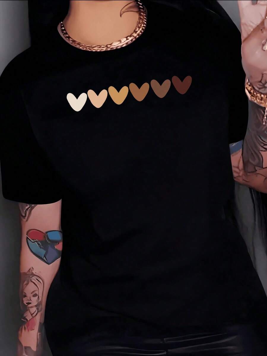A Series Of Hearts In Earth Tones Symbolizing Unity, Diversity, And Love Between People, Showing Harmony And Respect For All Skin Tones. A Comfortable And Modern Casual Women's T-Shirt. - 黑色 - 查看 1