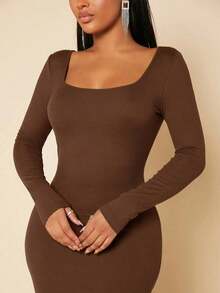 Vestido ajustado unicolor de cuello scoop - Café integral - Ver 5
