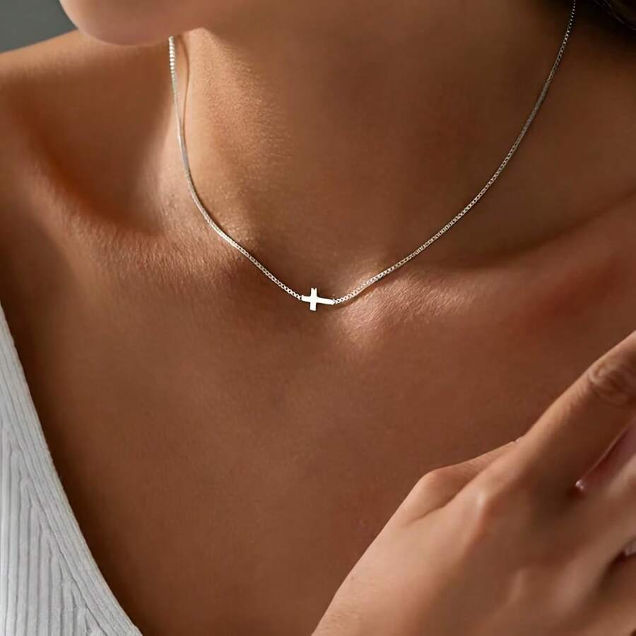 1 chiếc dây chuyền hình thánh giá tối giản mạ vàng 18K, chất liệu thép không gỉ, thích hợp cho nữ giới đeo hàng ngày và làm quà tặng. - Nhiều màu - Xem 1
