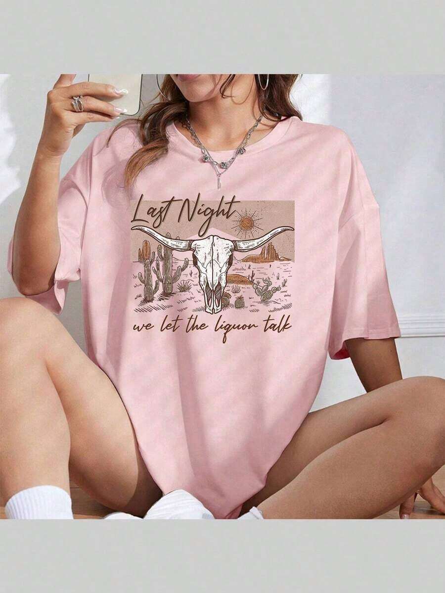 Camiseta unisex negra 100% algodón con diseño de temática occidental 'La Última Noche' - Rosa - Ver 1