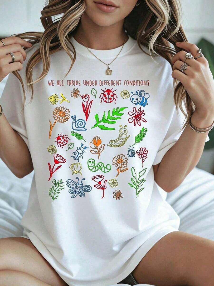 Elegante y casual para mujer, manga corta, camiseta blanca con estampado de naturaleza colorido y una cita inspiradora: Todos prosperamos bajo diferentes condiciones. Ropa casual para mujer, moda de primavera y verano. - Blanco - Ver 1